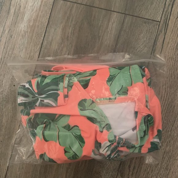 NEW HIGH WAIST PADDED RUFFLE‎ BIKINI MEDIUM - Picture 9 of 9